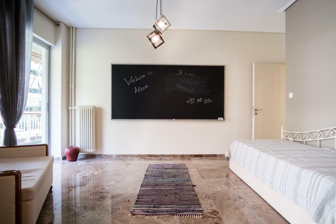 Comfy Apartment Of 104 M² Near Metro! Atena Exterior foto