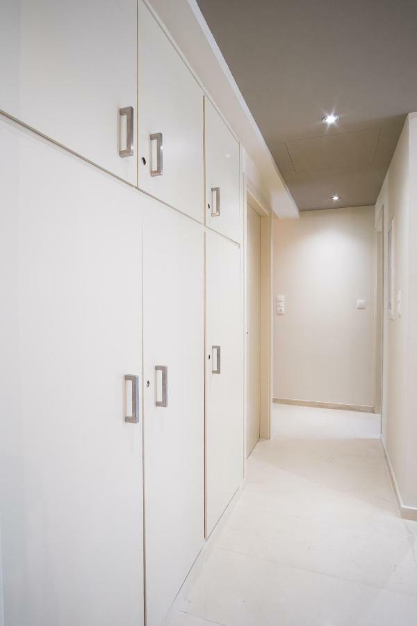 Comfy Apartment Of 104 M² Near Metro! Atena Exterior foto